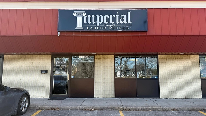 Imperial barber lounge's coon rapids building